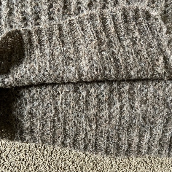 FREE PEOPLE Women’s Grey, Pink & Yellow Striped Loose Knit Weave Sweater Top XS - Picture 6 of 7